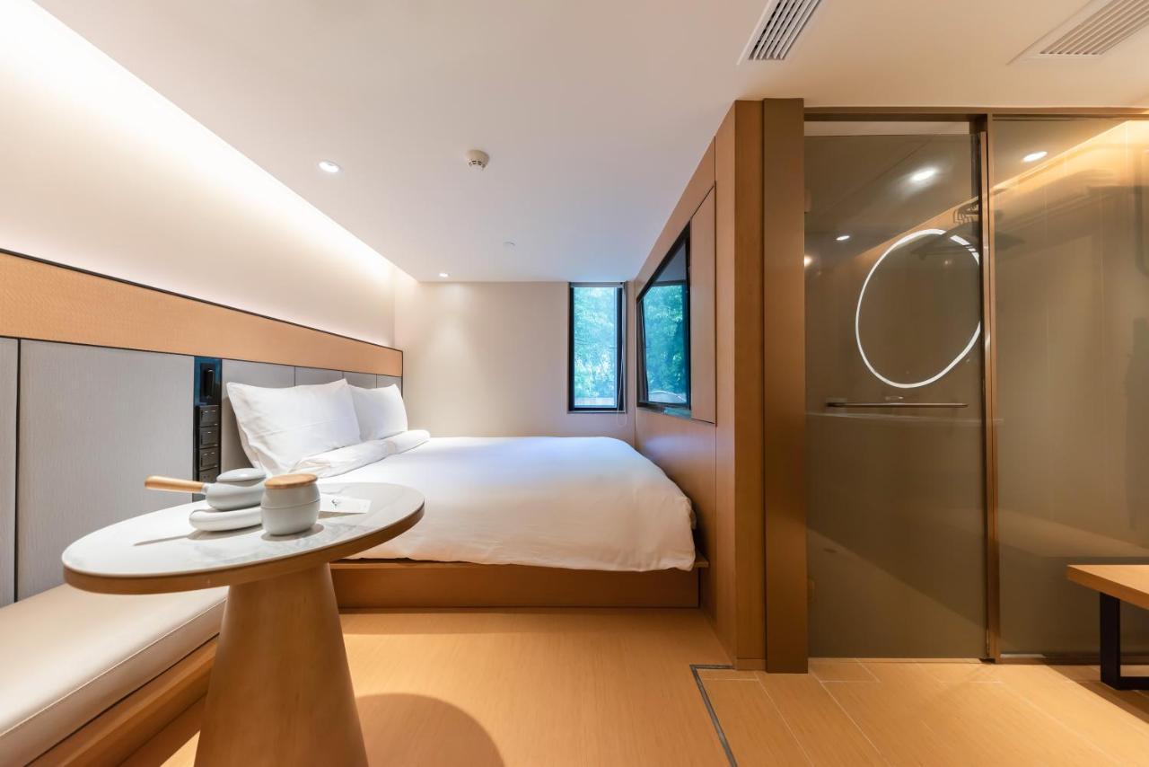 Ji Shanghai