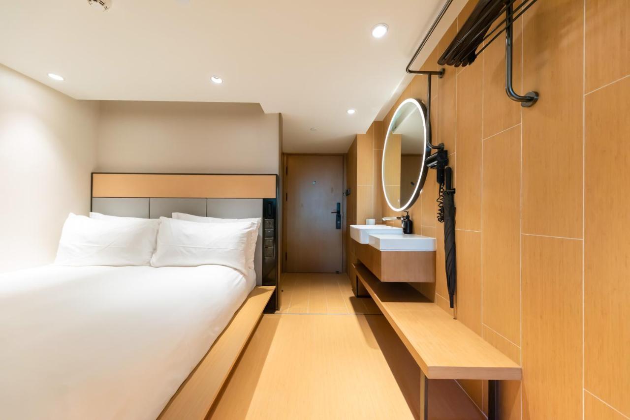 Ji Hotel
